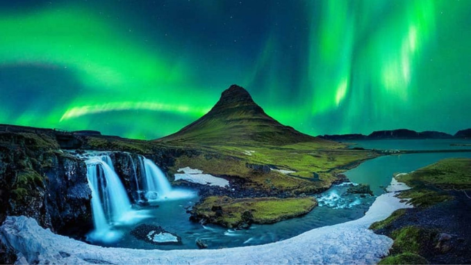 Islandia merupakan salah satu negara di sebelah utara Samudra Atlantik dan terdiri dari beberapa pulau.